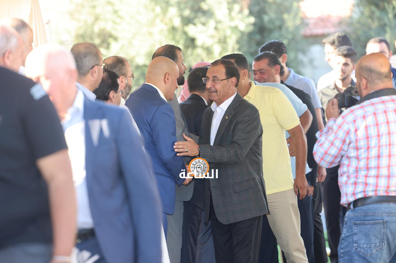 Madar Al-Saa Images 0.0026985236139542845