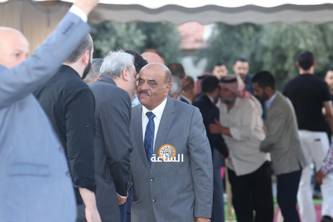 Madar Al-Saa Images 0.5622298143623832