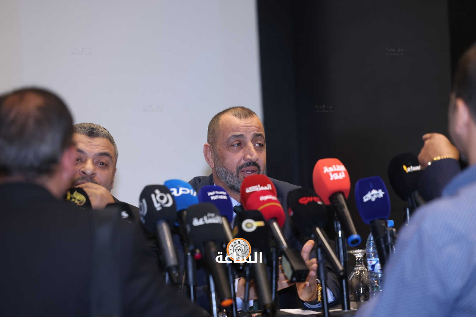 Madar Al-Saa Images 0.3806194983116431