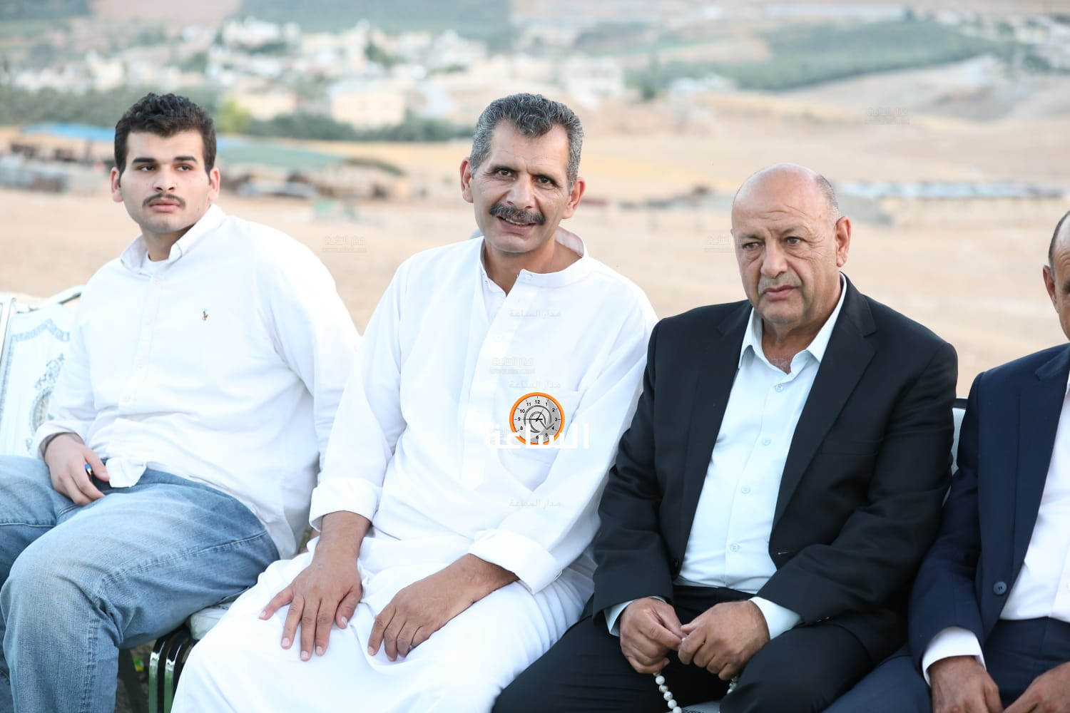 Madar Al-Saa Images 0.04299674155865085