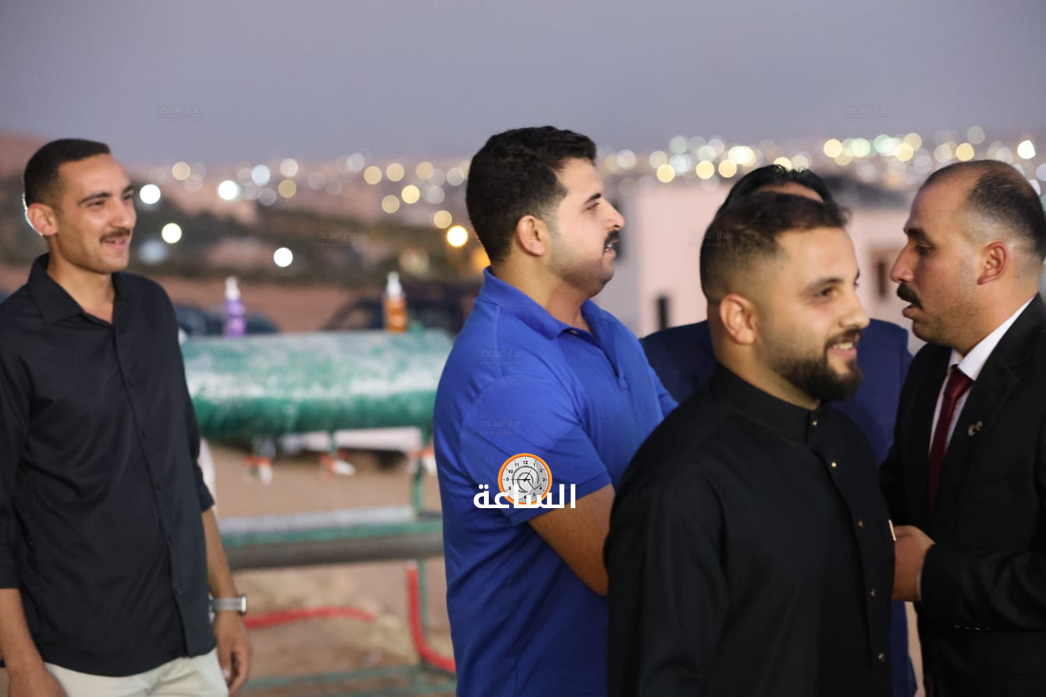 Madar Al-Saa Images 0.5957371668587317