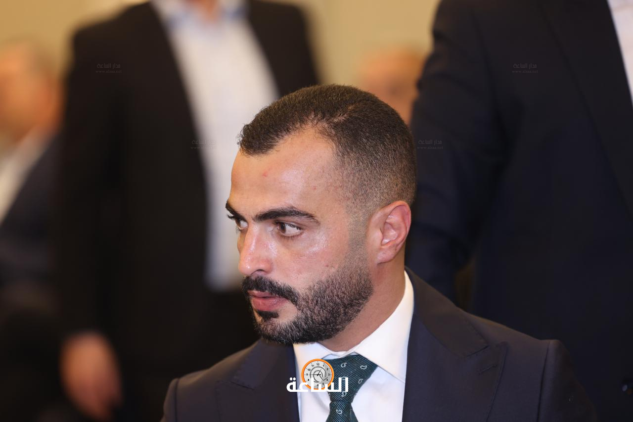 Madar Al-Saa Images 0.481644084384778