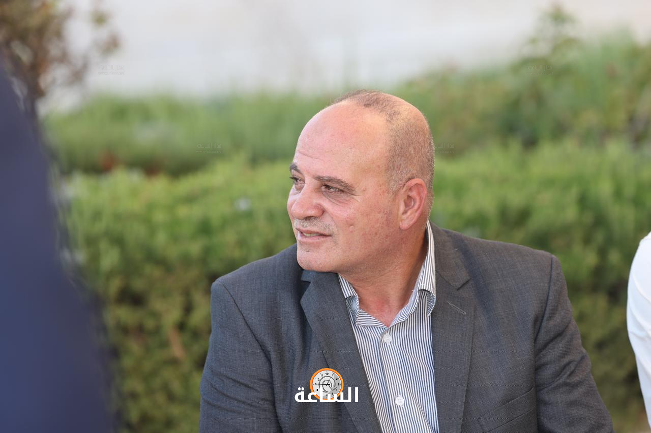 Madar Al-Saa Images 0.5530552641810186