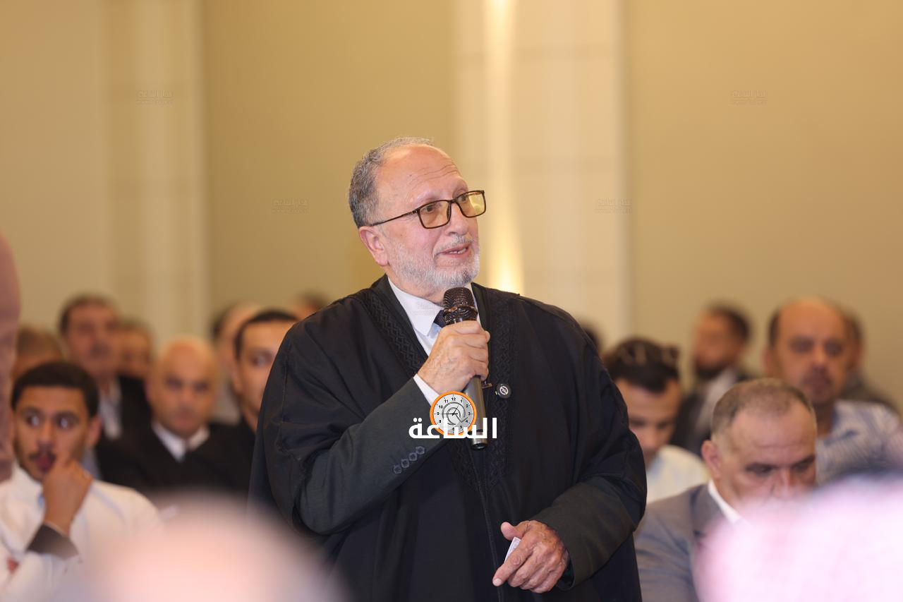 Madar Al-Saa Images 0.8878915315637567
