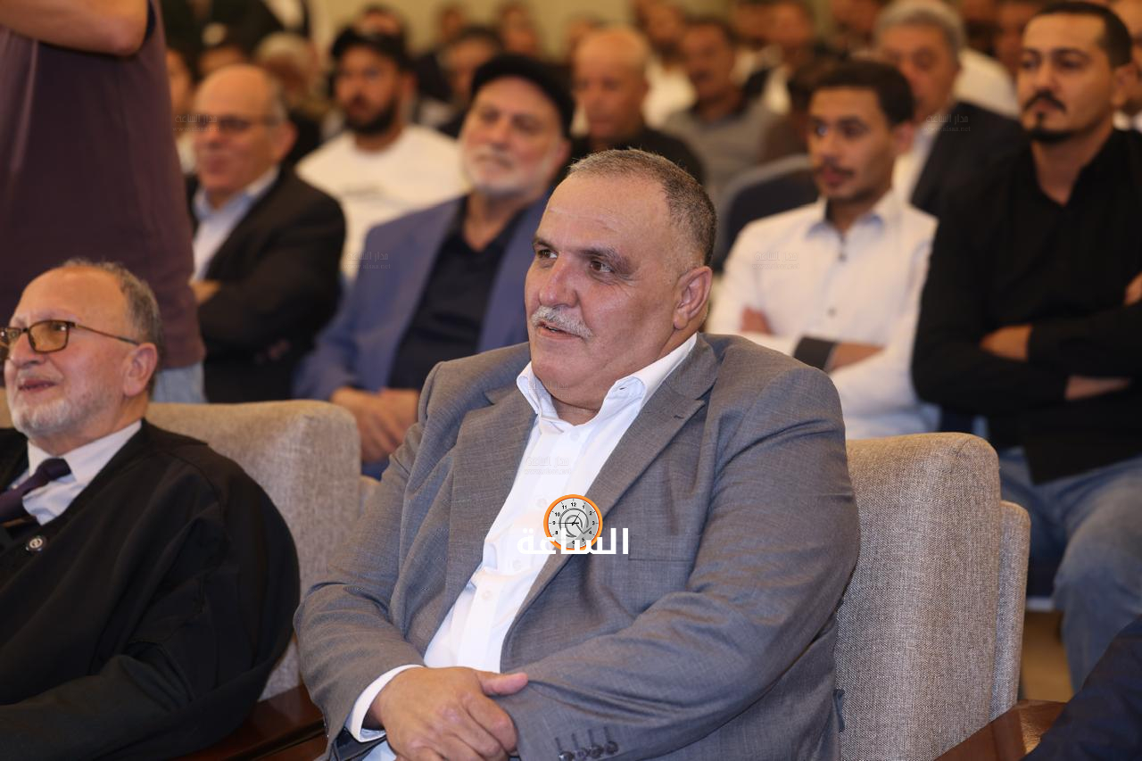 Madar Al-Saa Images 0.5042542624057446
