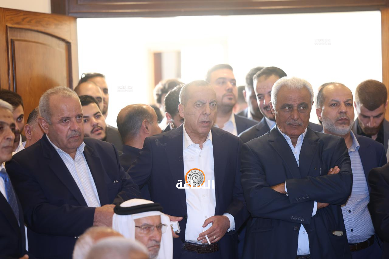 Madar Al-Saa Images 0.10487440346619625