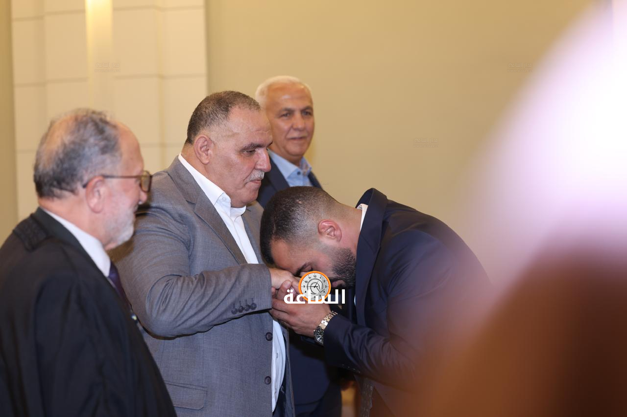 Madar Al-Saa Images 0.8557127736903688