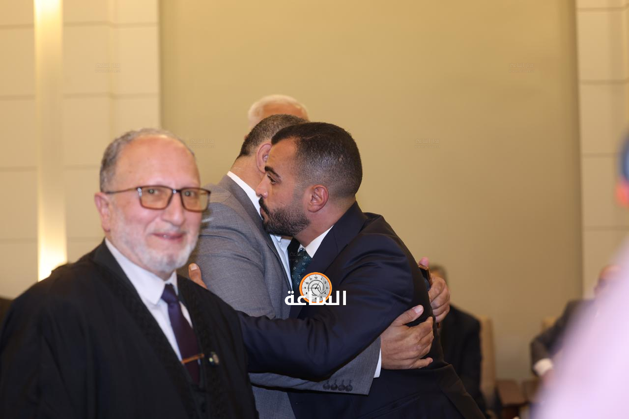 Madar Al-Saa Images 0.6297321285413415