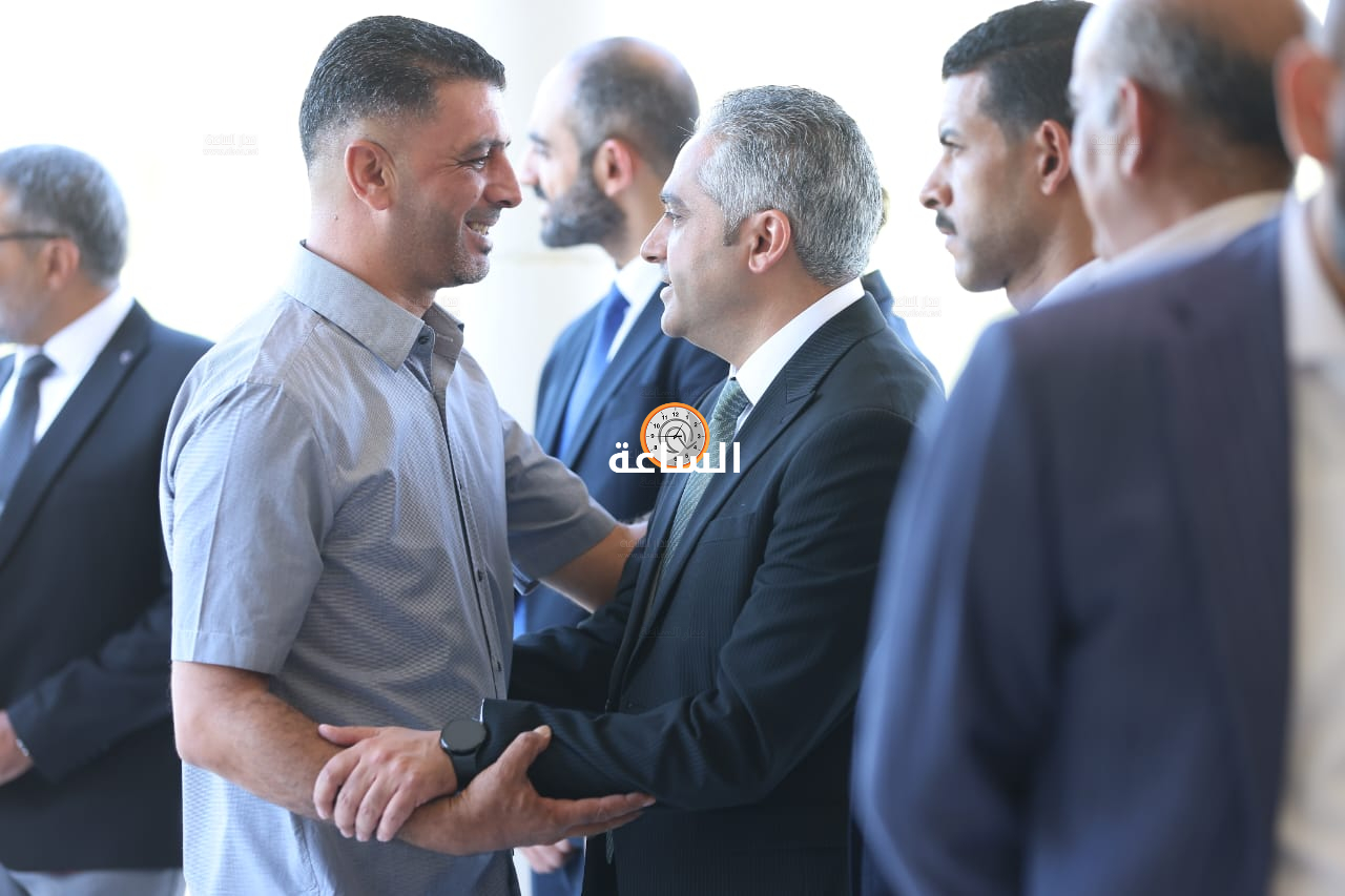 Madar Al-Saa Images 0.23517793414144317