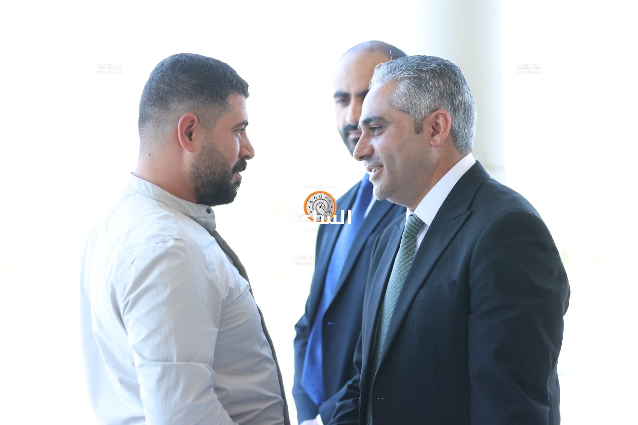 Madar Al-Saa Images 0.11119432461157752