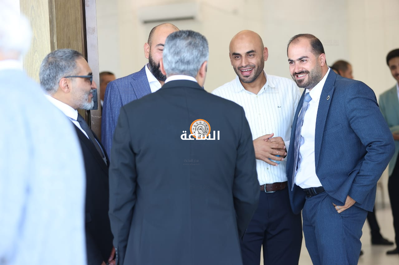 Madar Al-Saa Images 0.4930251781300615