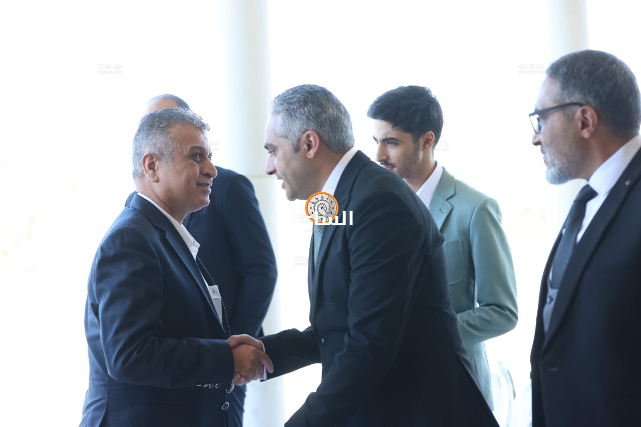 Madar Al-Saa Images 0.3139862257448913
