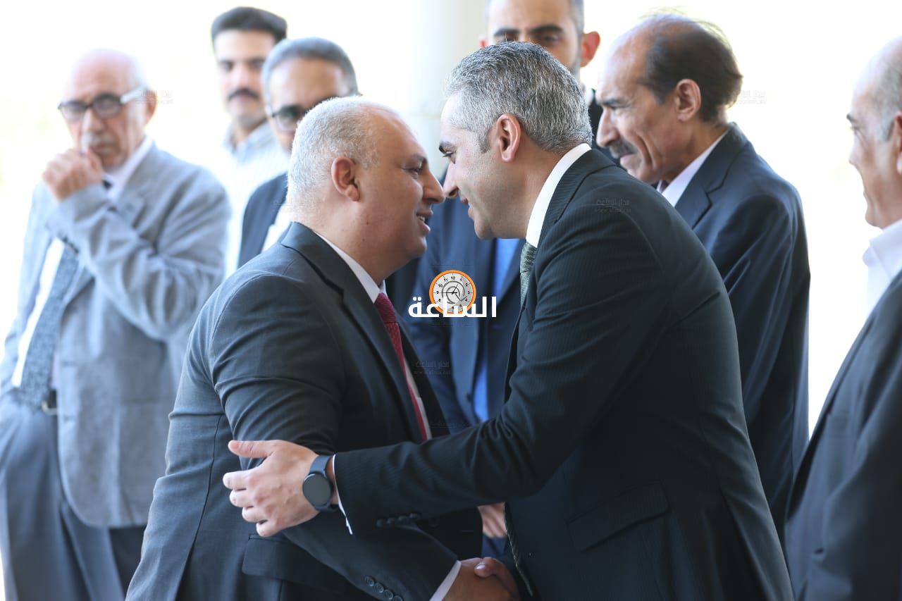 Madar Al-Saa Images 0.2511414340576896