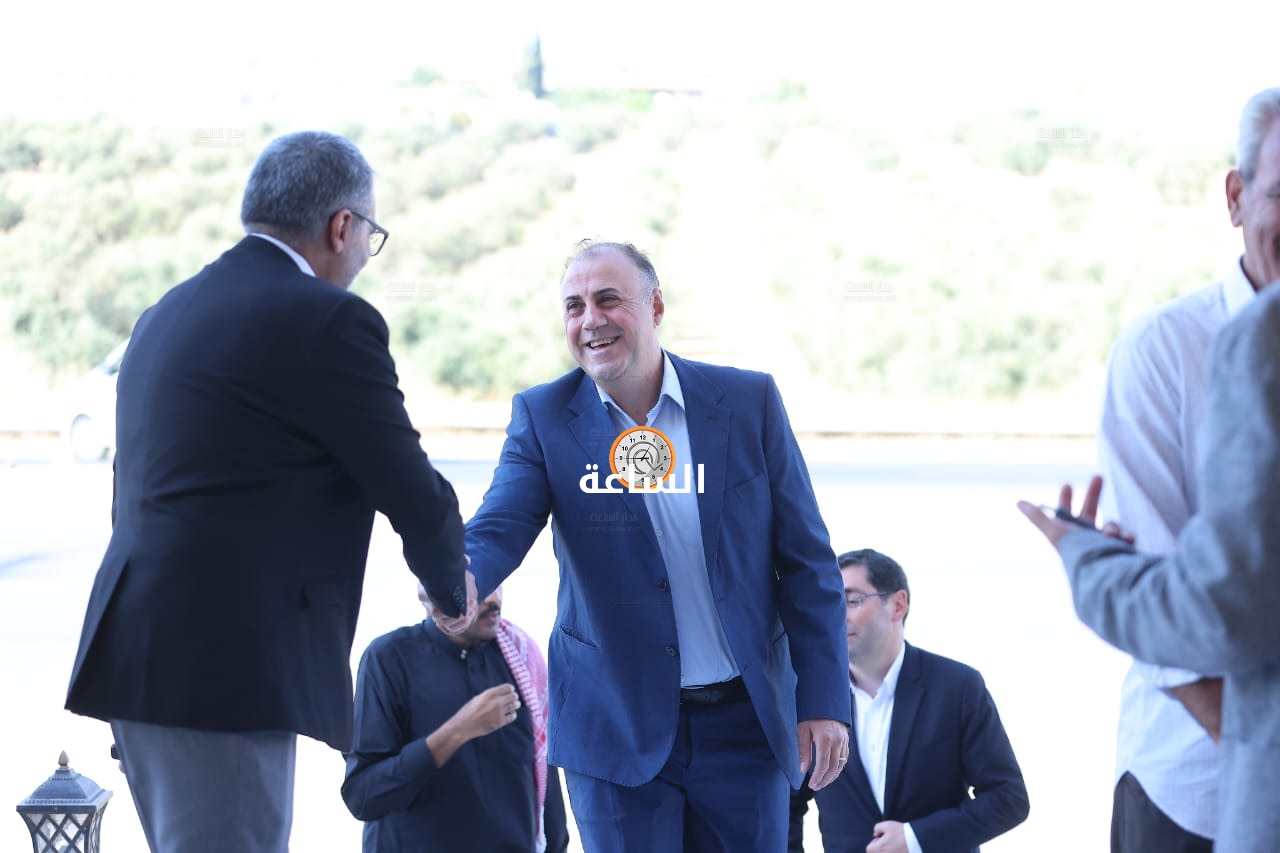 Madar Al-Saa Images 0.945690995028103