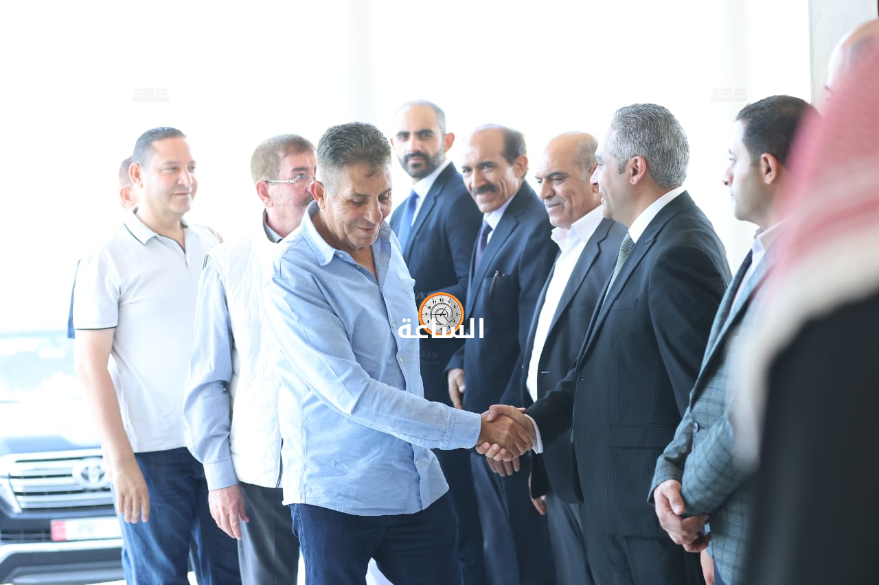 Madar Al-Saa Images 0.2892902852187602