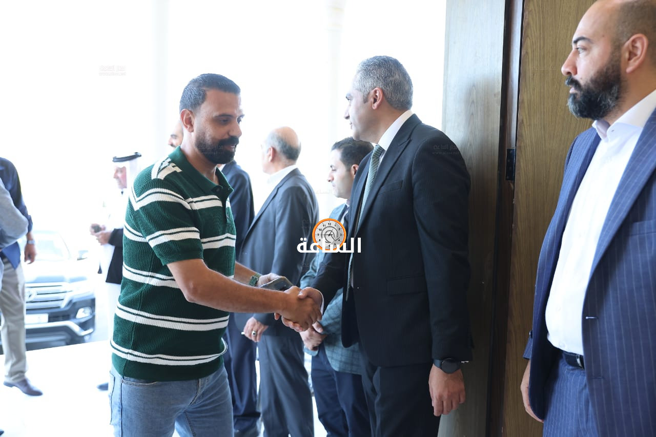 Madar Al-Saa Images 0.42652825498466274