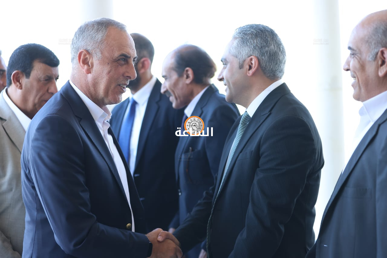Madar Al-Saa Images 0.4973162485532103