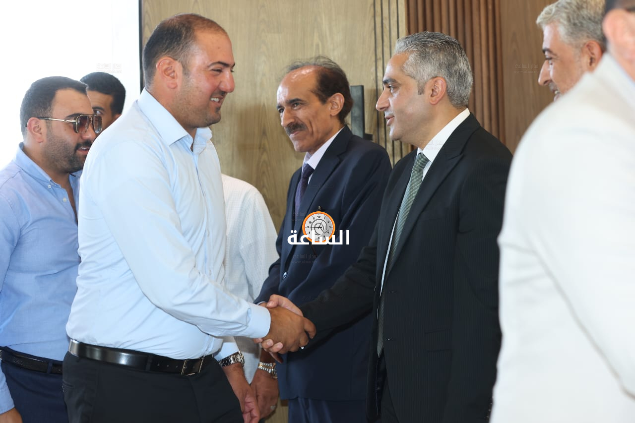 Madar Al-Saa Images 0.048528538584847736