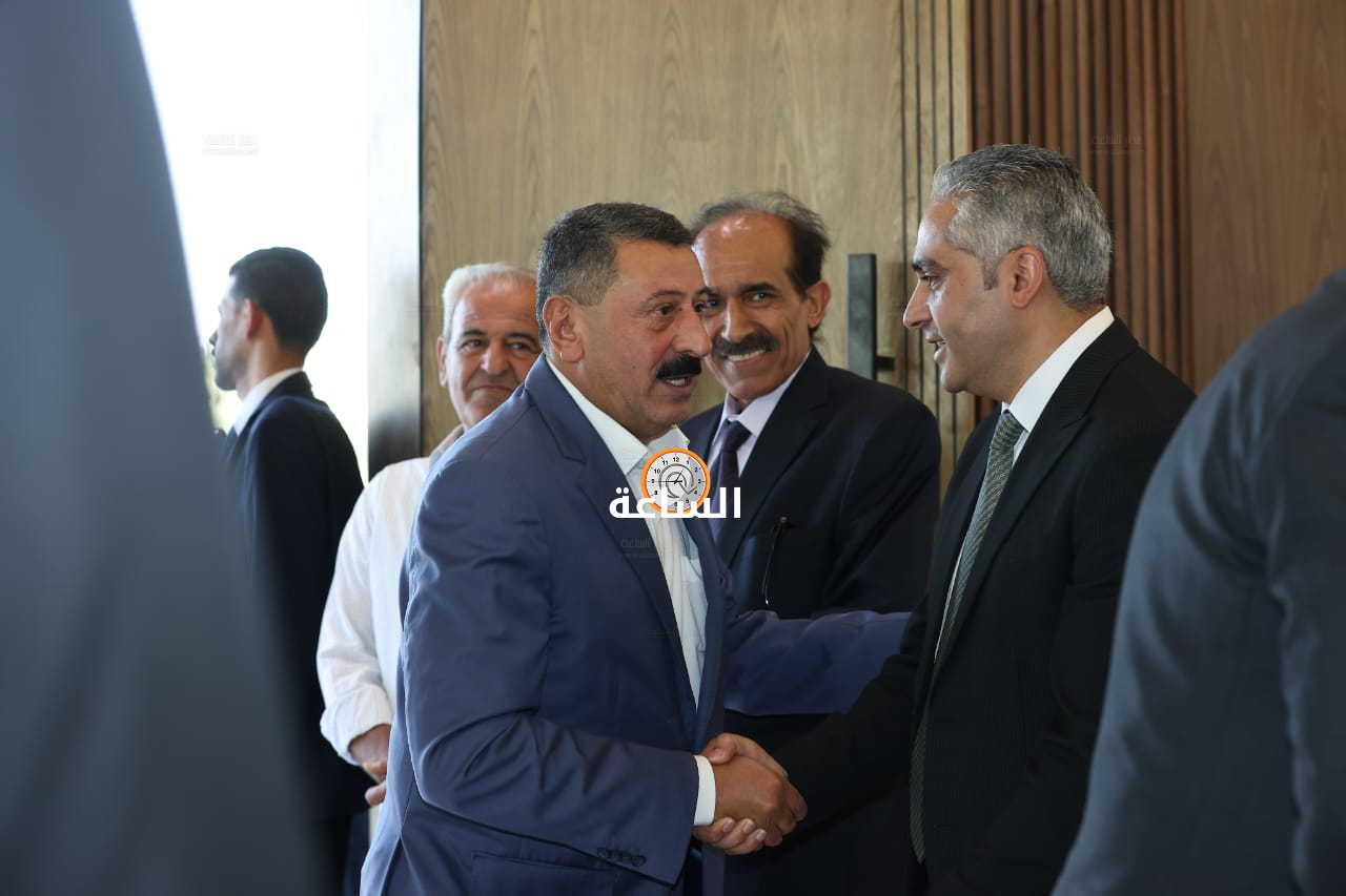 Madar Al-Saa Images 0.751232031234792