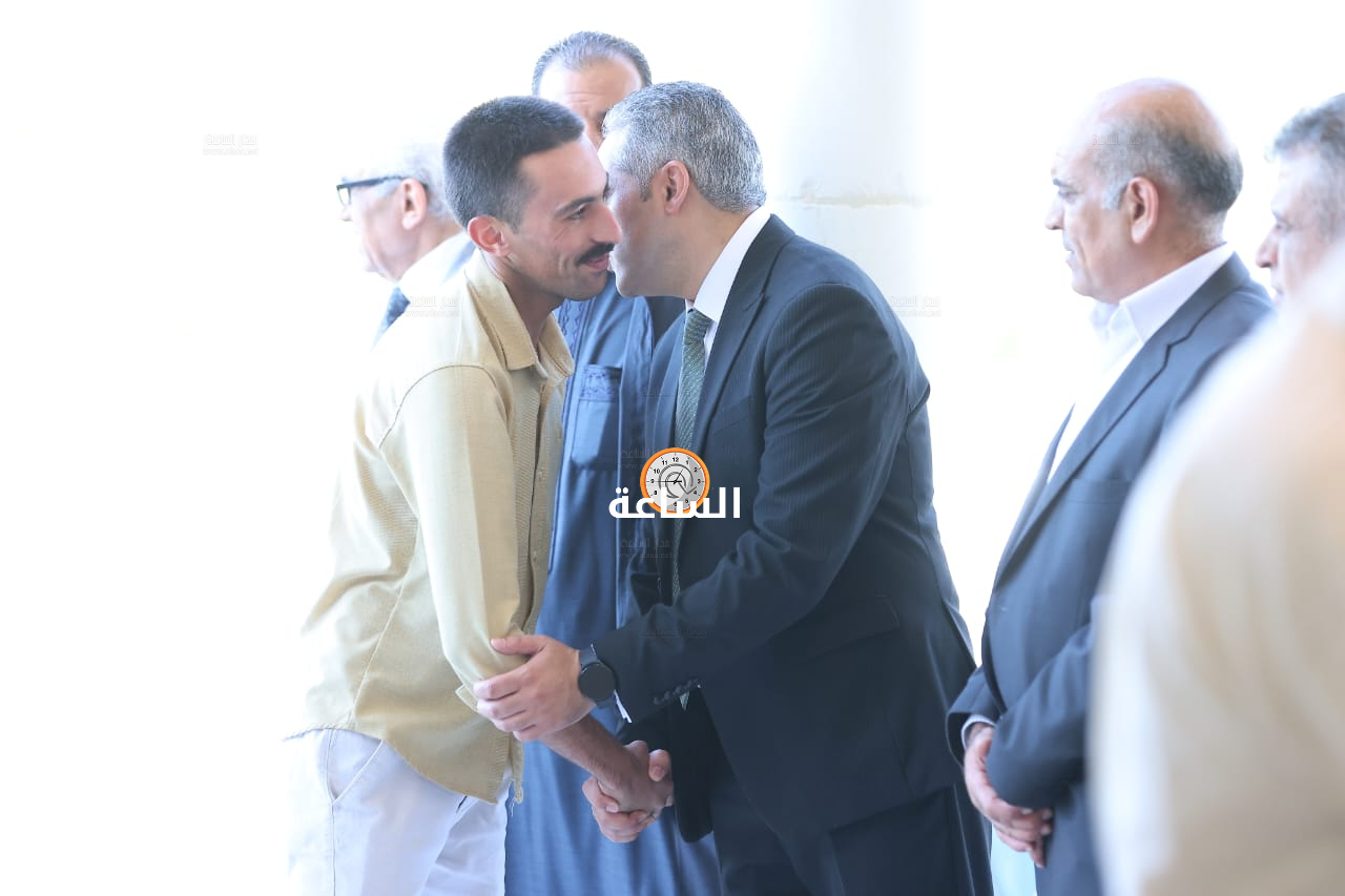 Madar Al-Saa Images 0.8838823465076435