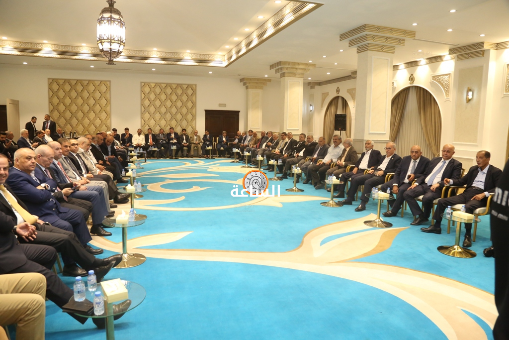 Madar Al-Saa Images 0.30090981003890305