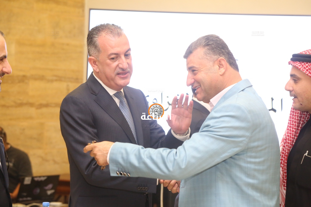 Madar Al-Saa Images 0.09770344492957184