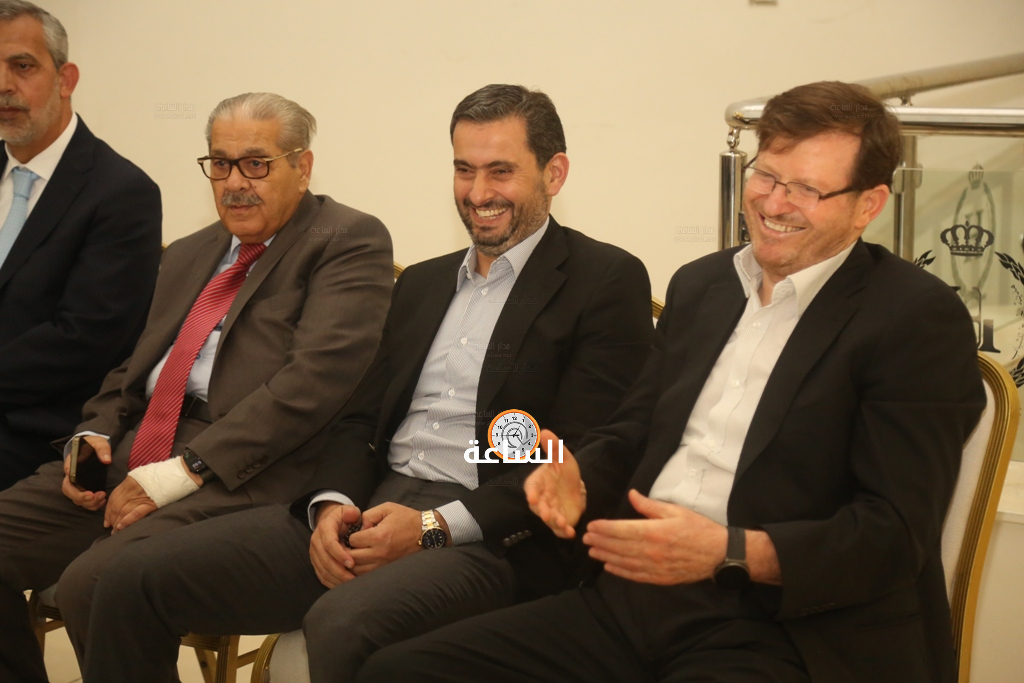 Madar Al-Saa Images 0.9715411372695735