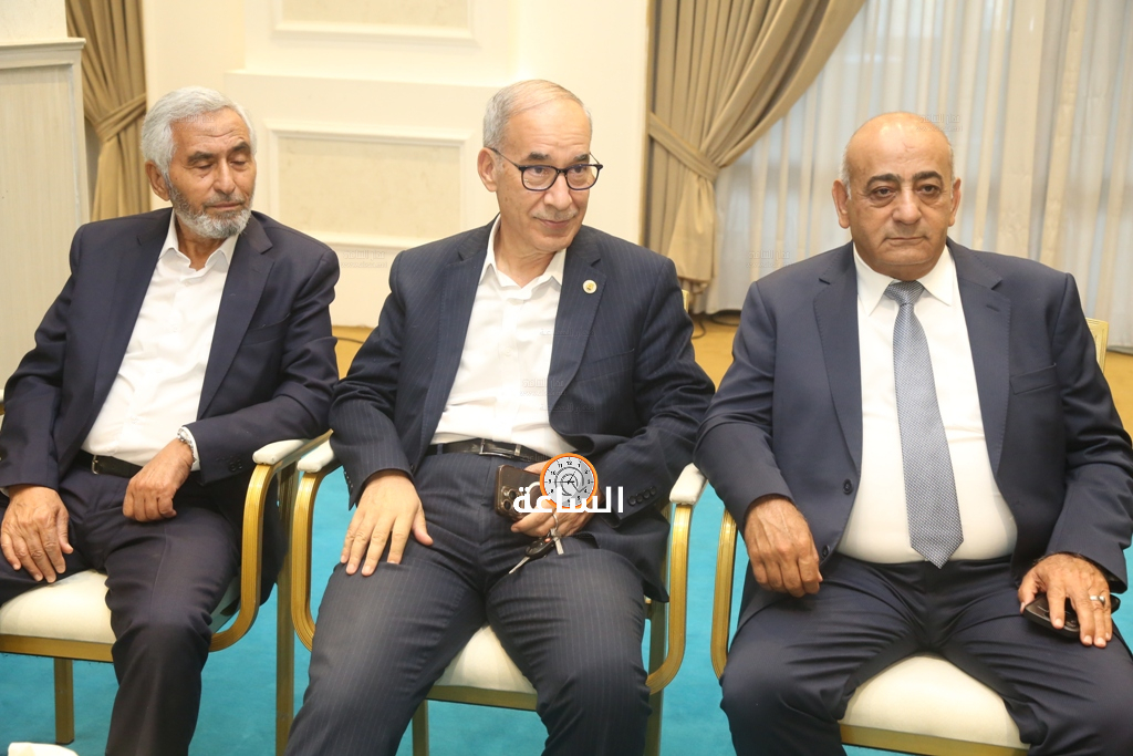 Madar Al-Saa Images 0.44342653068981996