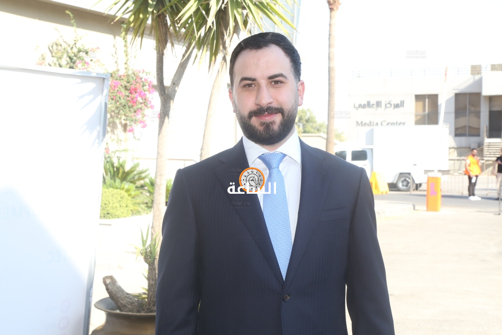 Madar Al-Saa Images 0.6788113447861887