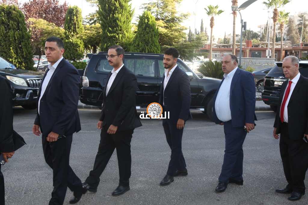 Madar Al-Saa Images 0.16823513840545568