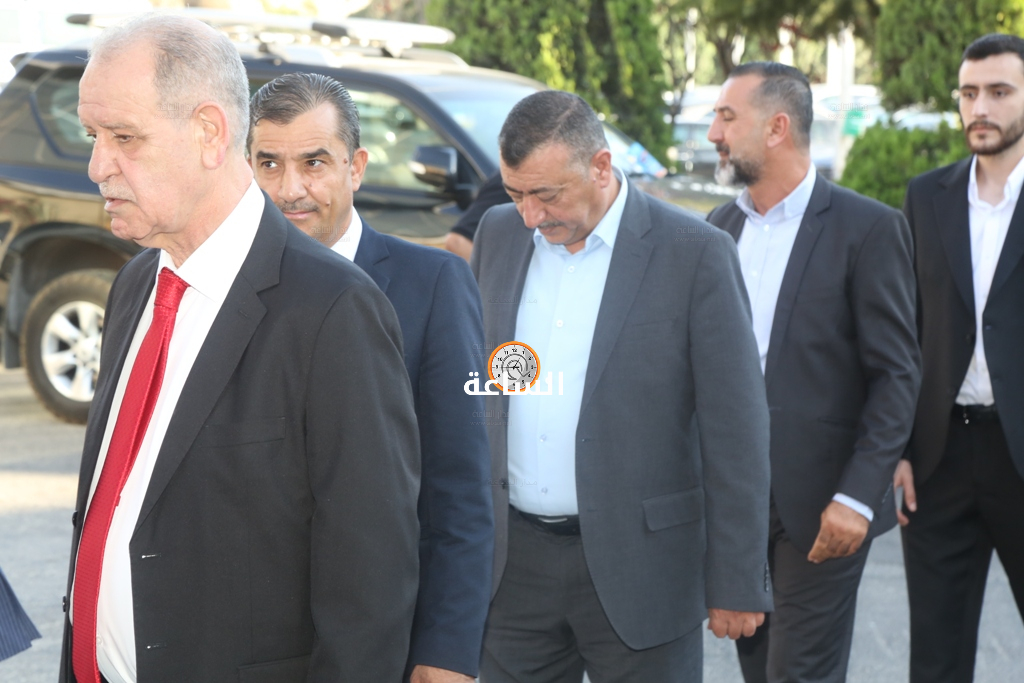 Madar Al-Saa Images 0.24092857130790013