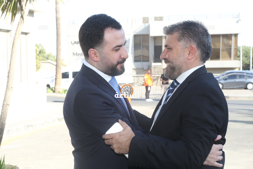 Madar Al-Saa Images 0.014910693544311293