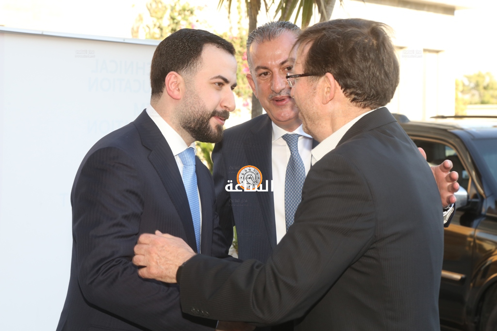 Madar Al-Saa Images 0.8628985291658894