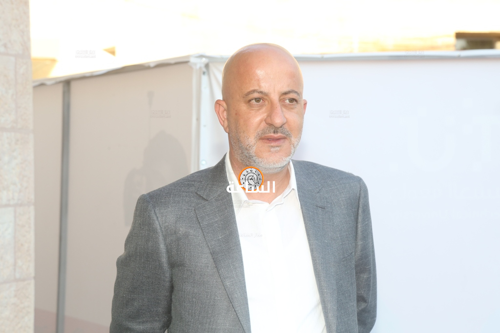 Madar Al-Saa Images 0.7736701010720132