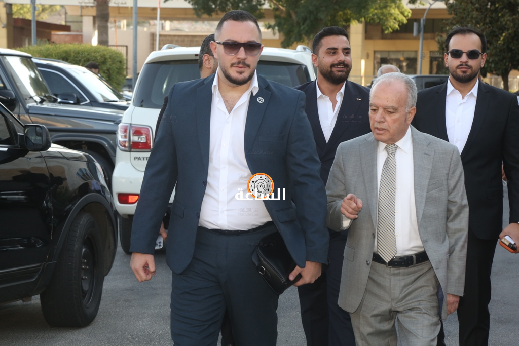 Madar Al-Saa Images 0.02781432095871117