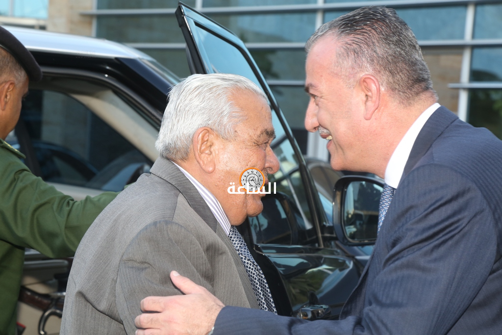 Madar Al-Saa Images 0.890934580909045