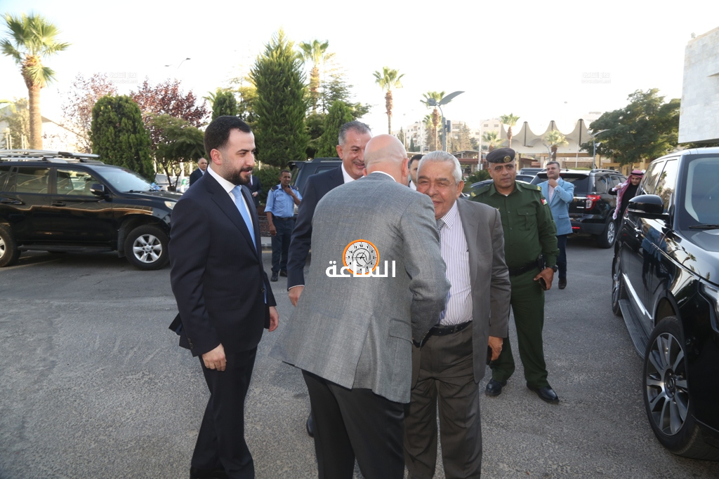 Madar Al-Saa Images 0.44160863571456277