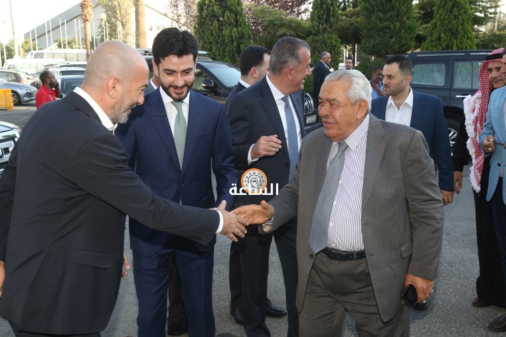 Madar Al-Saa Images 0.22208774191697445