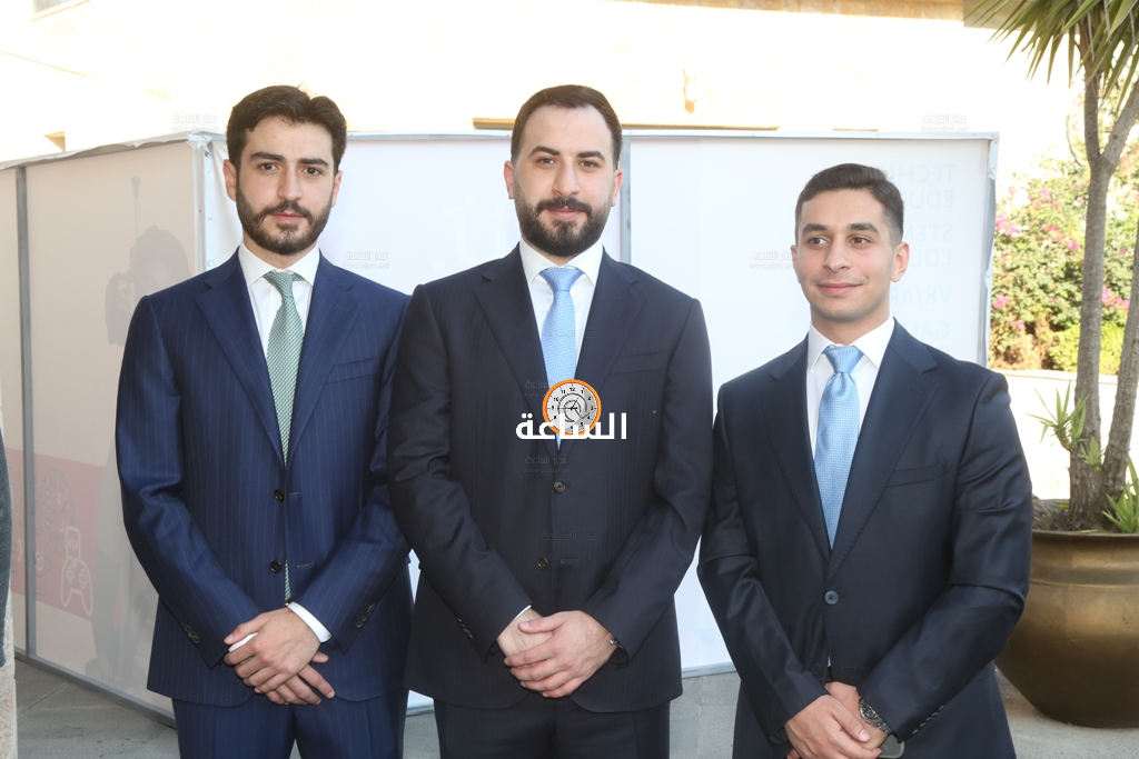 Madar Al-Saa Images 0.49486751456483424