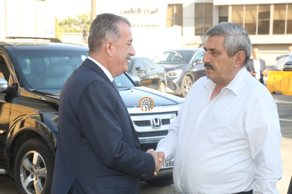 Madar Al-Saa Images 0.4069047671421676