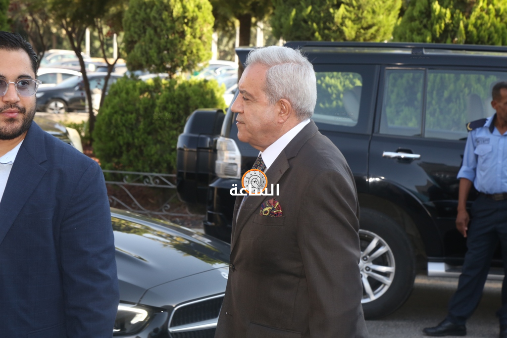 Madar Al-Saa Images 0.1974913839397867