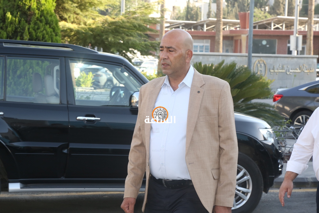 Madar Al-Saa Images 0.8711387599773482