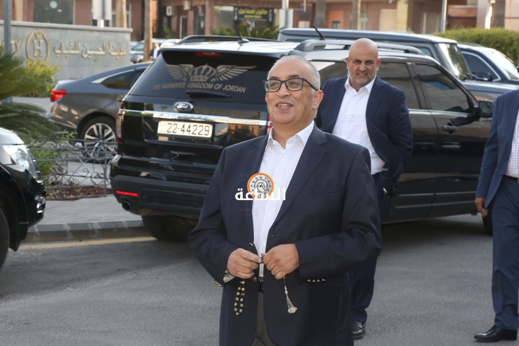 Madar Al-Saa Images 0.7463437212698337