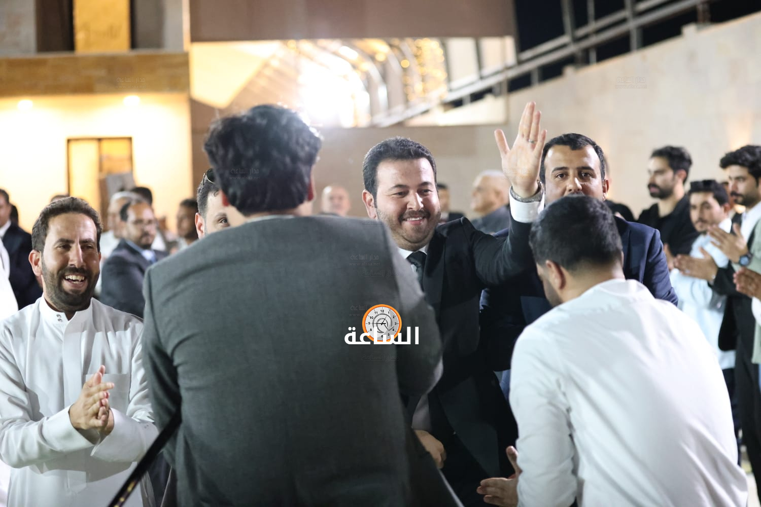 Madar Al-Saa Images 0.9776255996305394