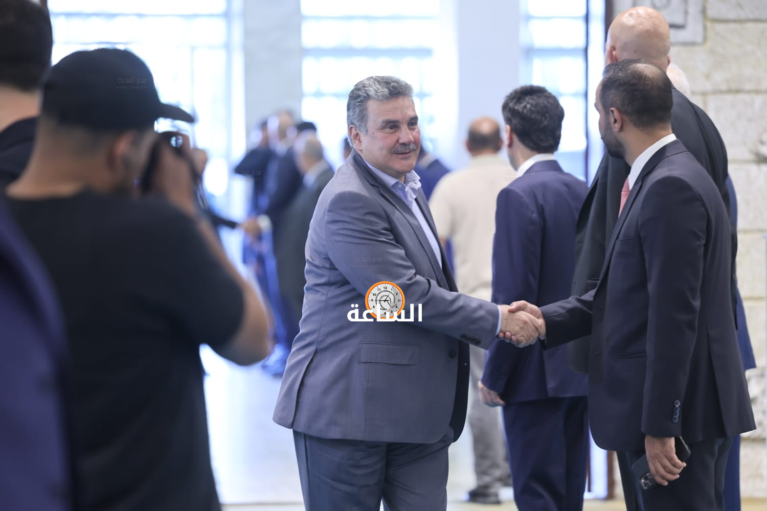 Madar Al-Saa Images 0.3054202954083749