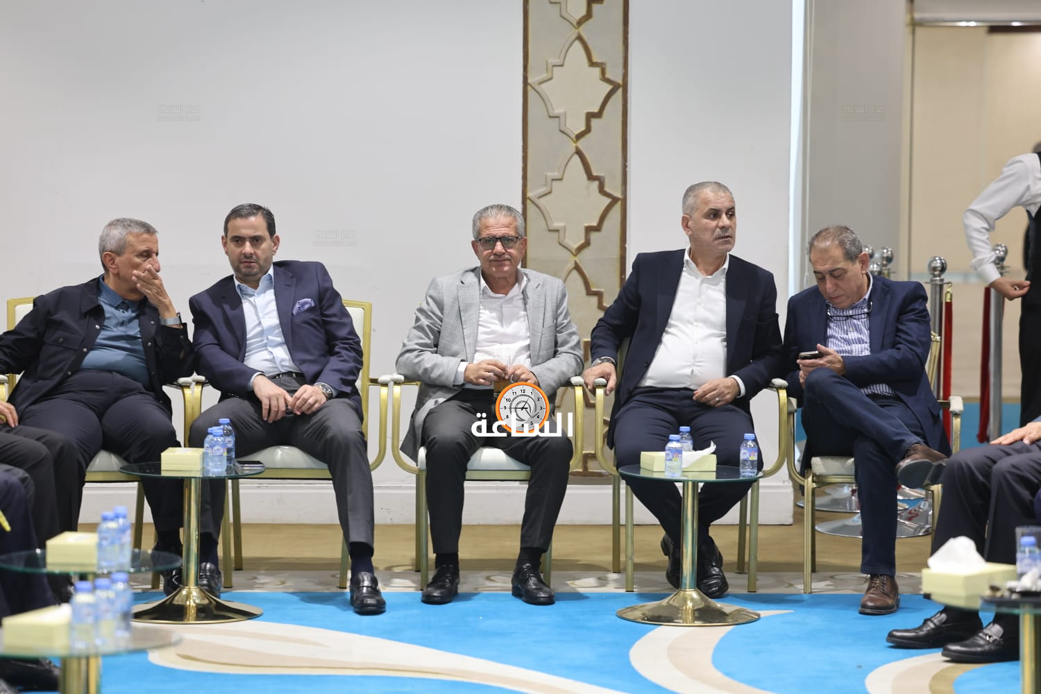Madar Al-Saa Images 0.2624650411182293