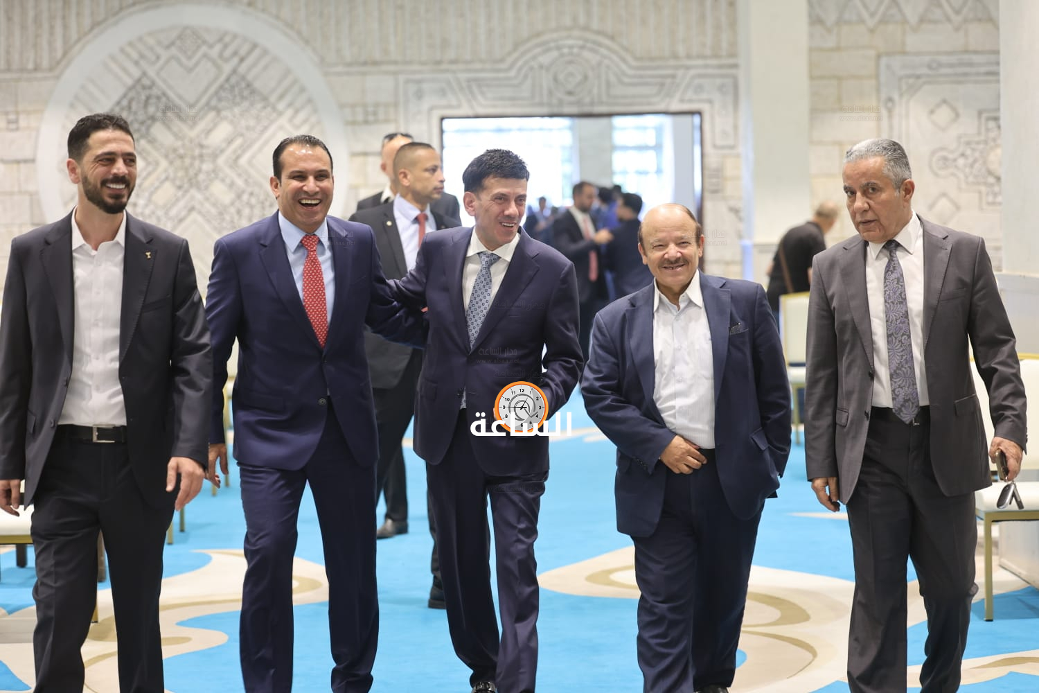 Madar Al-Saa Images 0.5366042784587106