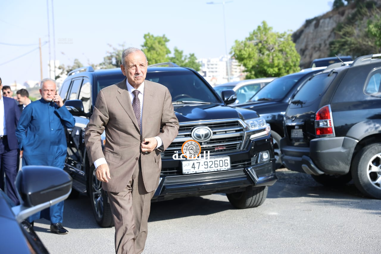 Madar Al-Saa Images 0.6676824227753828