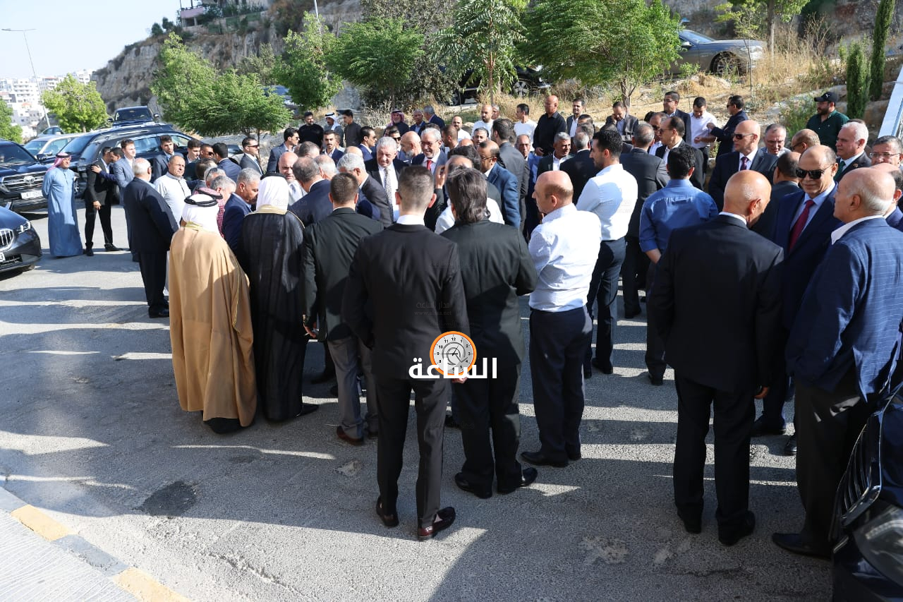 Madar Al-Saa Images 0.045569516676370325