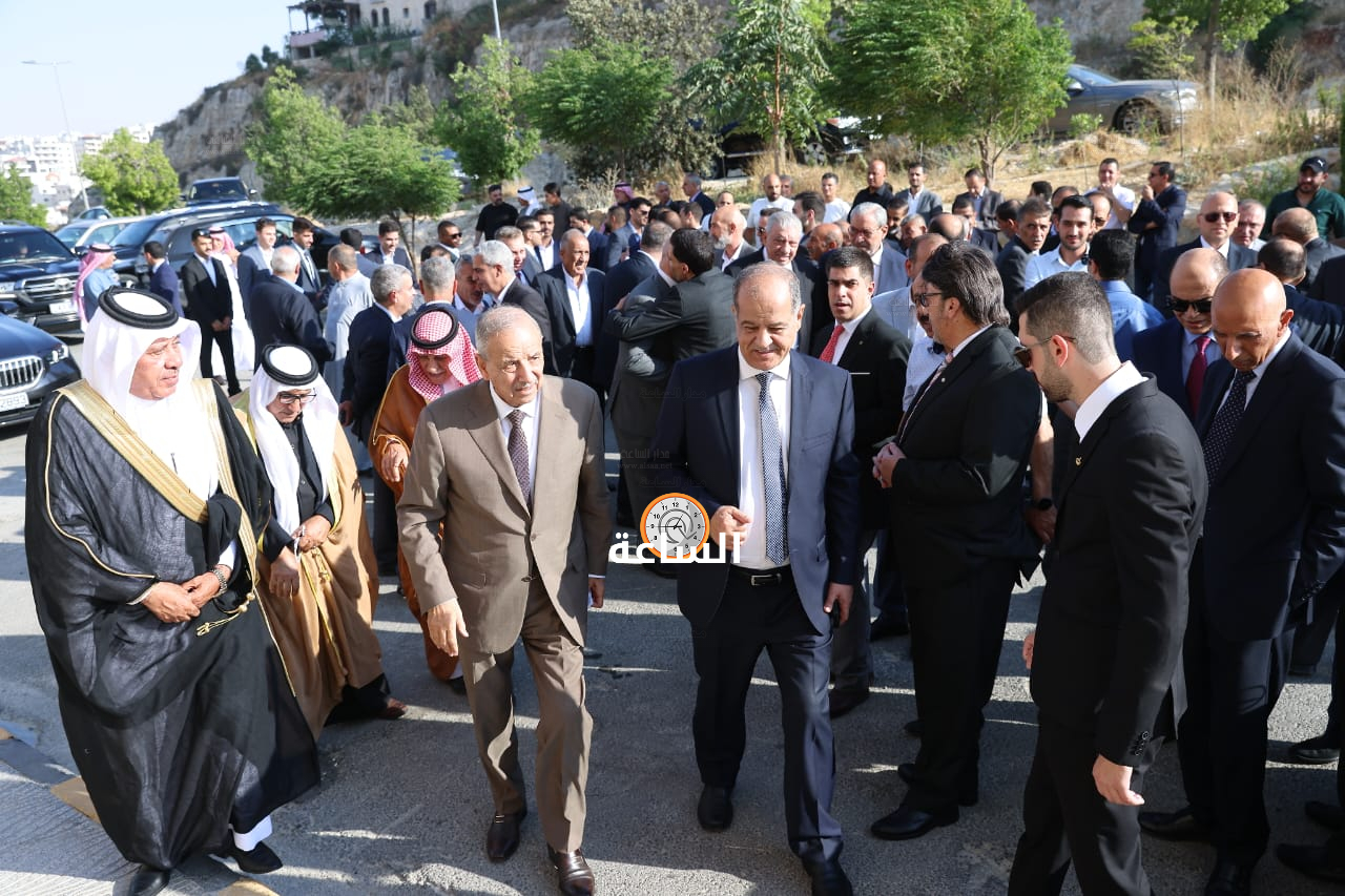 Madar Al-Saa Images 0.9307092180531703